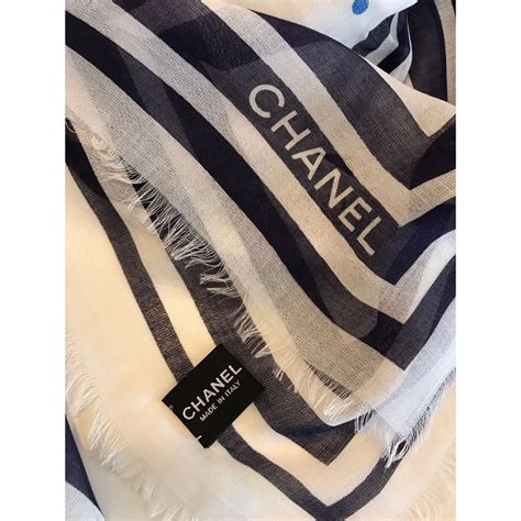 chanel scarves for women.